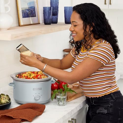 4.5 Quart Manual Slow Cooker – Macaroon Blue - Curated Catalog Y7